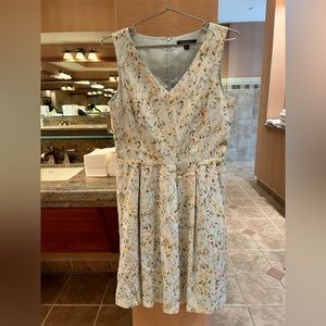 BROOKS BROTHERS floral sleeveless dress with pockets size 8
